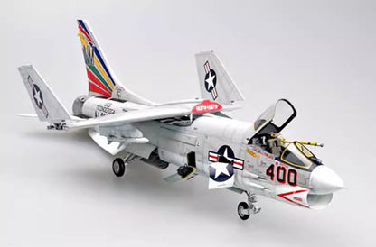 Trumpeter 1/32 02272 F-8E Crusader Aircraft