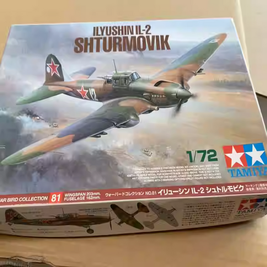 Tamiya 60781 1/72 Scale Model Aircraft Kit WWII Russian Ilyushin IL-2 Shturmovik