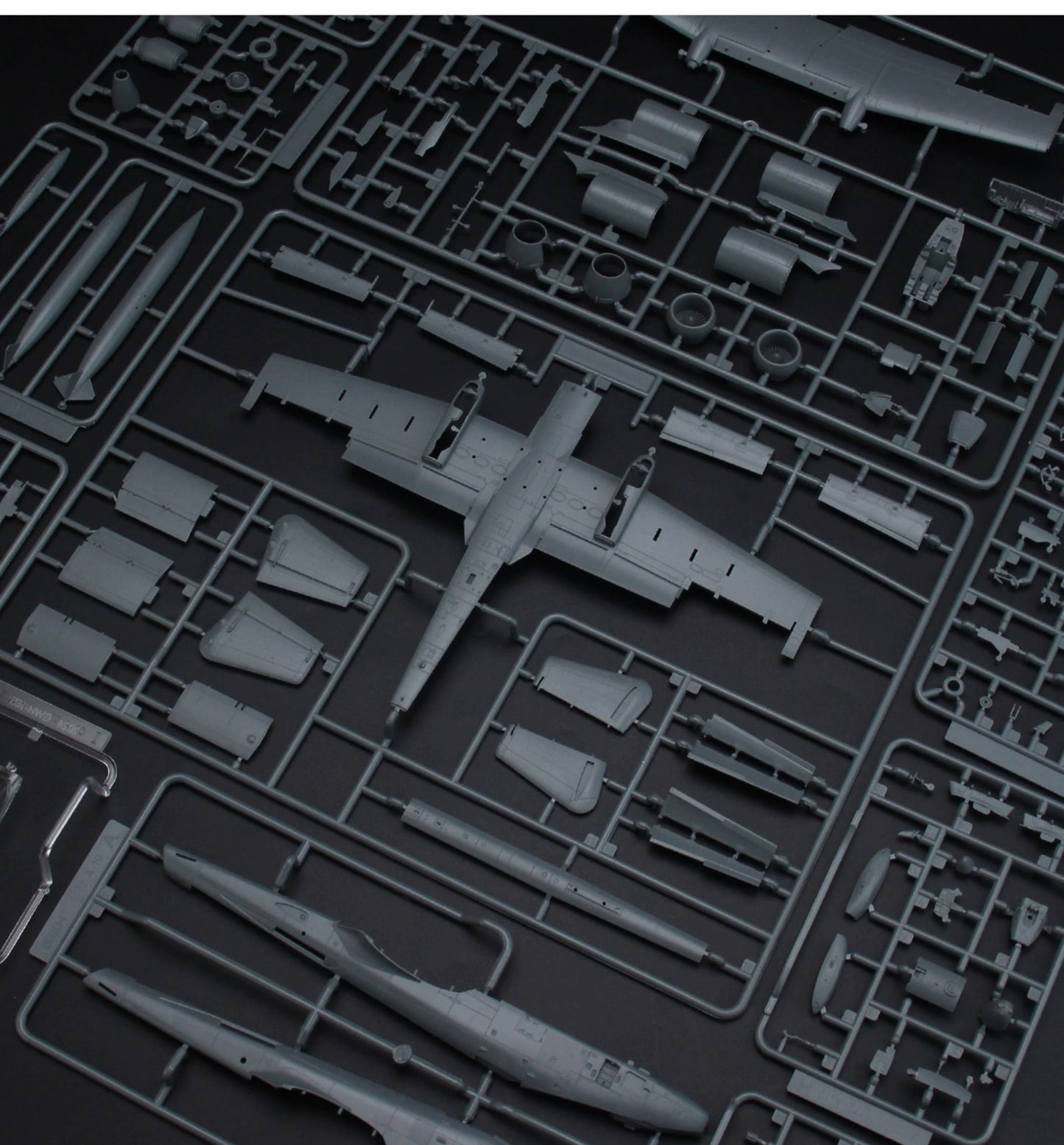 GreatWall Hobby L7215 1/72 A-10C Thunderbolt II Support Attack Aircraft Model Kit