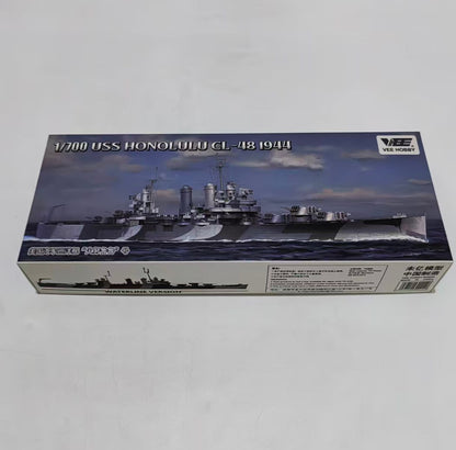 VEE HOBBY V57018 Honolulu CL-48 1/700 Light Cruiser-Standard Ship Model Kit