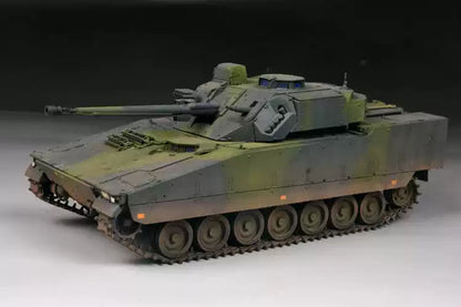Hobbyboss 82474 1/35 Swedish CV90-40 IFV Tank Model Kit