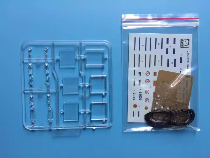 Husky Mk. III VMMD Vehicle Model Kit | Panda Hobby 1/35 PH35014