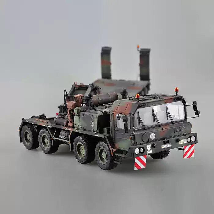 Trumpeter 00203 1/35 Faun Elephant SLT-56 Transporter Model Kit