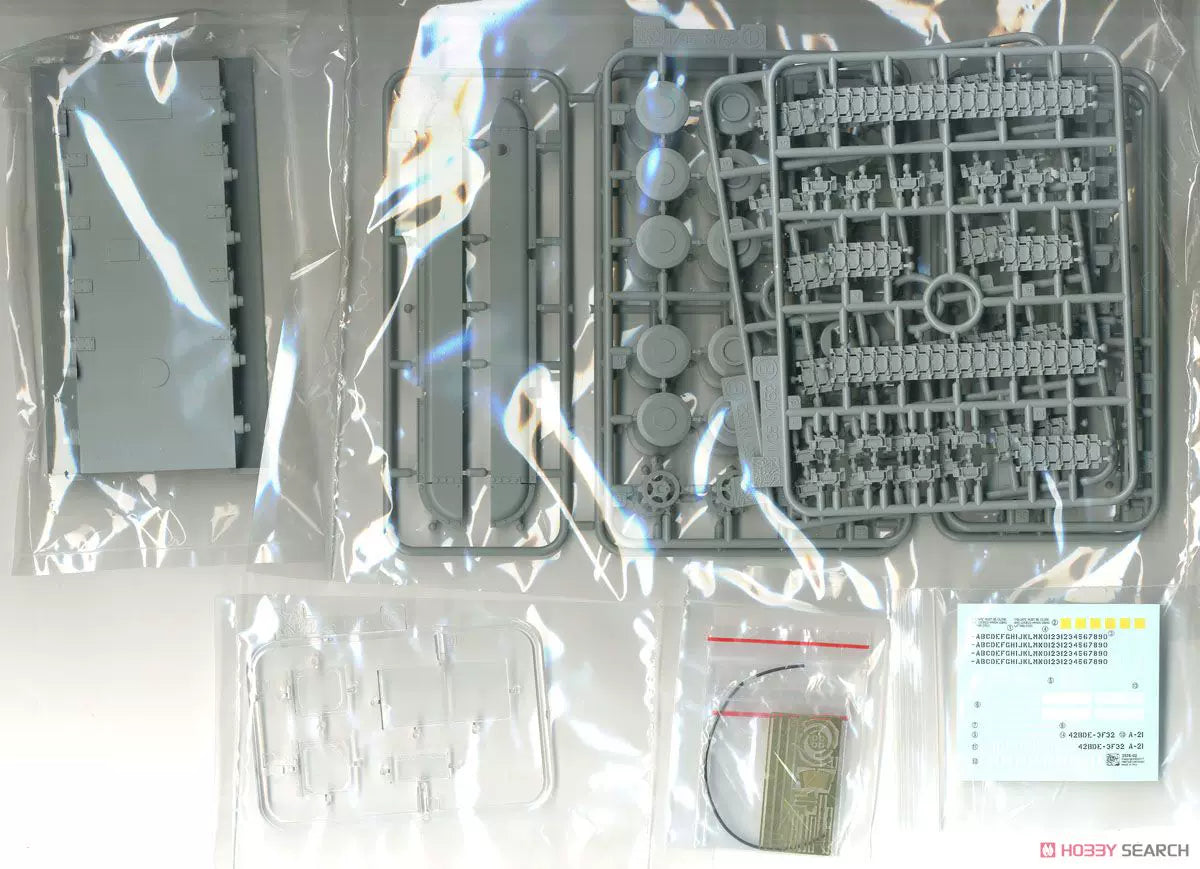 Explore the 1/35 M752 Tactical Ballistic Missile Launcher & MGM-52 Lance Missile | DRAGON 3592
