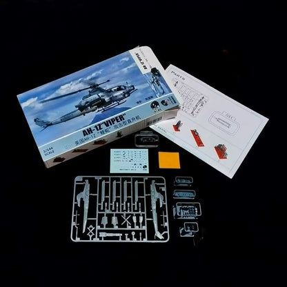 1/144 US AH-1Z “VIPER” Attack Fighter Assembly Model Kit | Warhead WSA144017