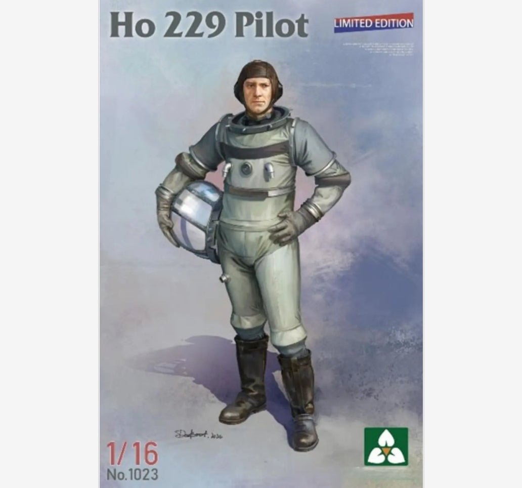 TAKOM 1023 1/16 Horten Ho229 Pilot (Limited Edition NO BOX£©Model - ModelHives